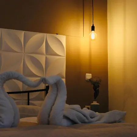 Elves Studios& Apartment's Apart-hotel