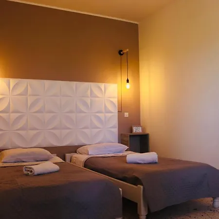 Elves Studios& Apartment's Apart-hotel