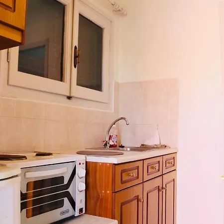 Elves Studios& Apartment's Apart-hotel