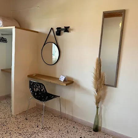 Apart-hotel Elves Studios& Apartment's